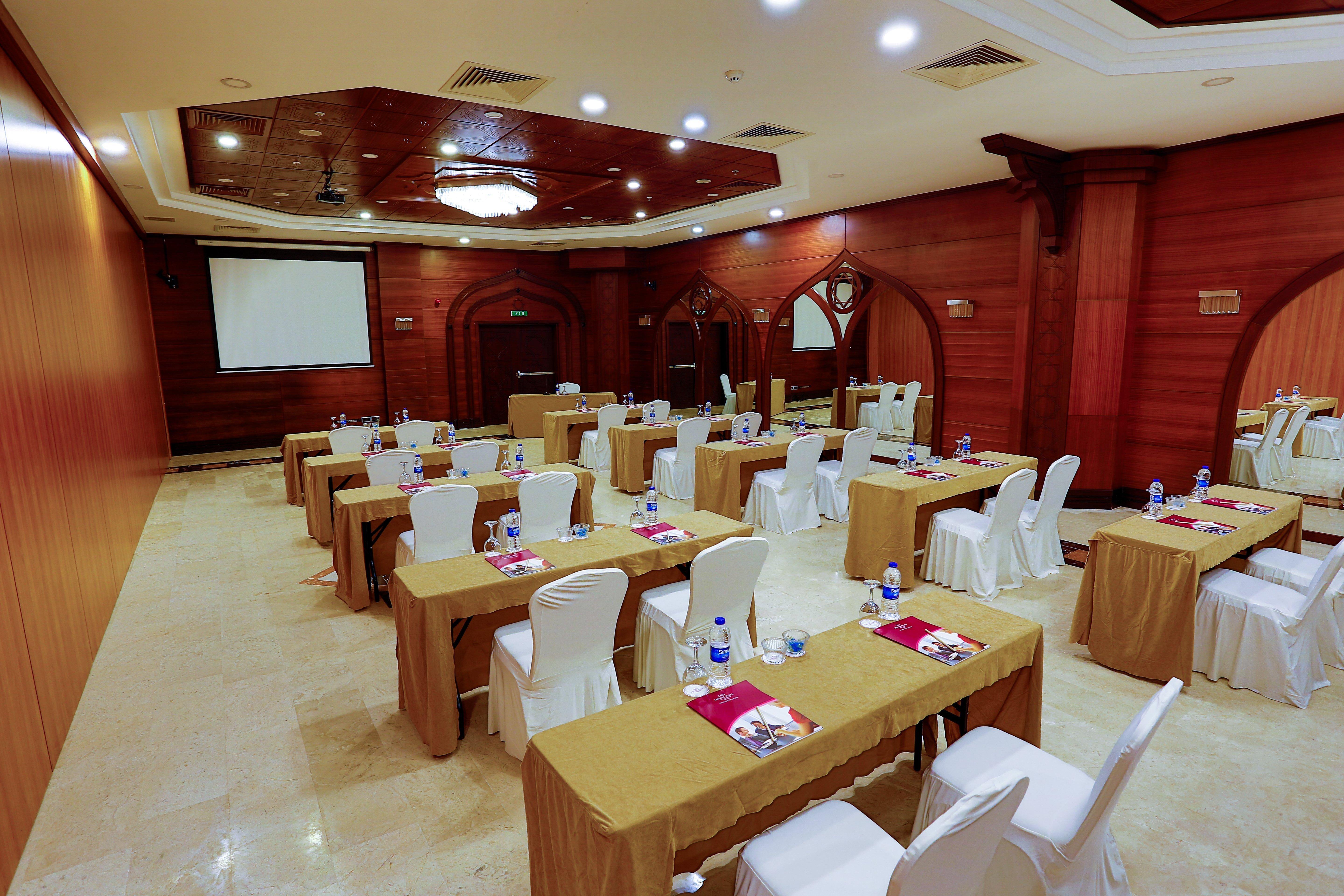 Crowne Plaza Antalya, An Ihg Hotel Εξωτερικό φωτογραφία Meeting room