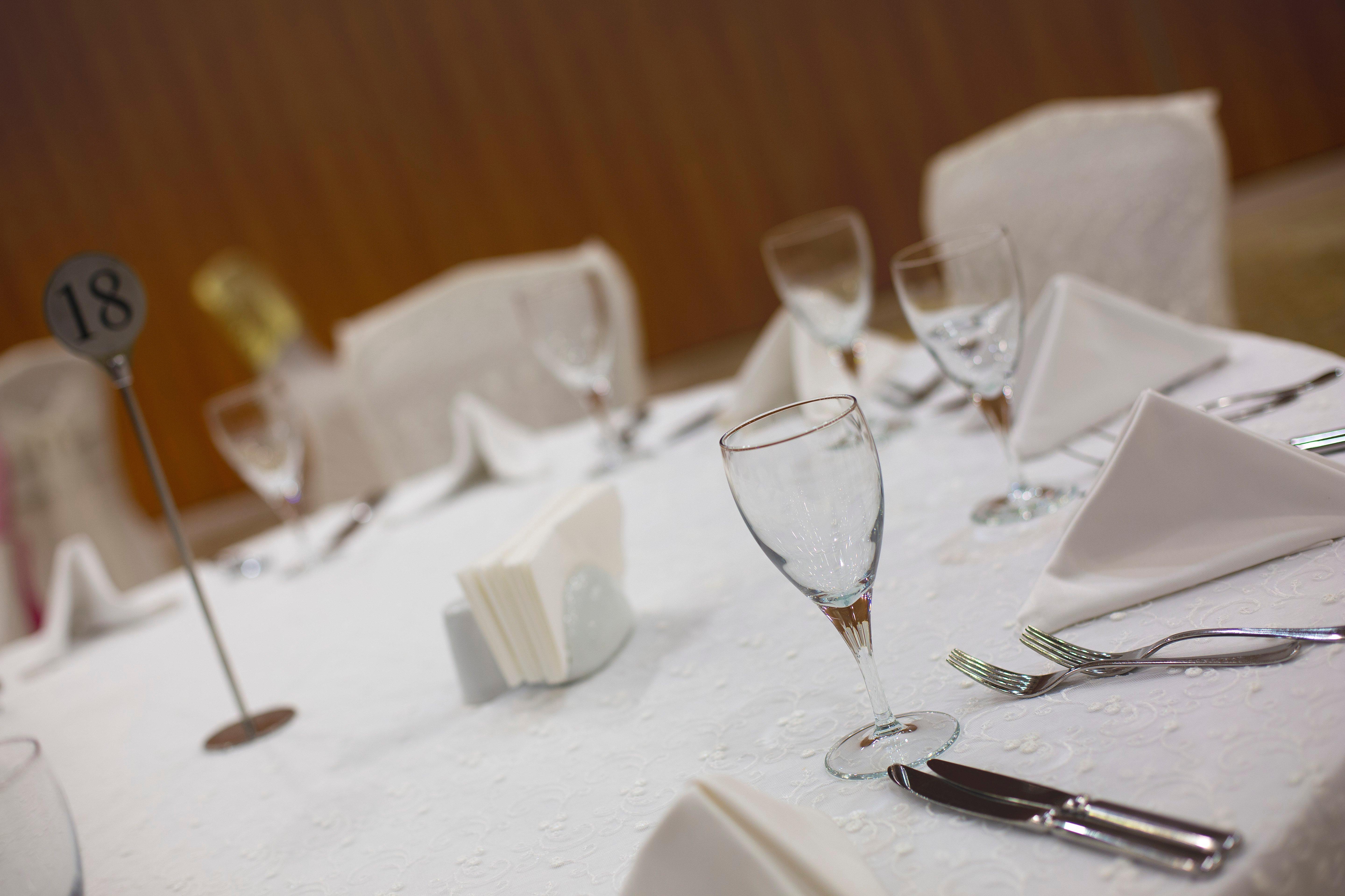 Crowne Plaza Antalya, An Ihg Hotel Εξωτερικό φωτογραφία A table set for a formal dinner