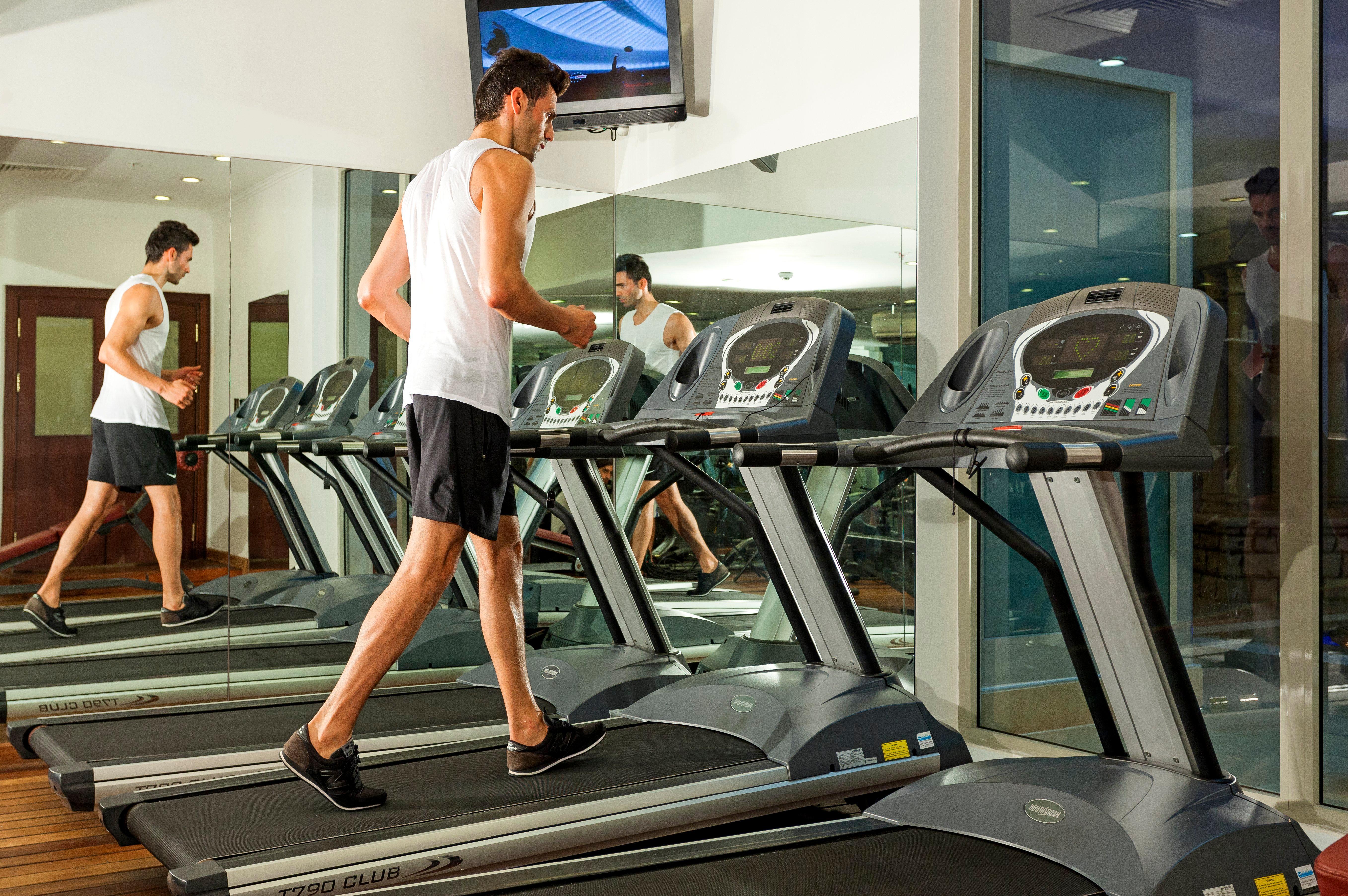 Crowne Plaza Antalya, An Ihg Hotel Εξωτερικό φωτογραφία A treadmill