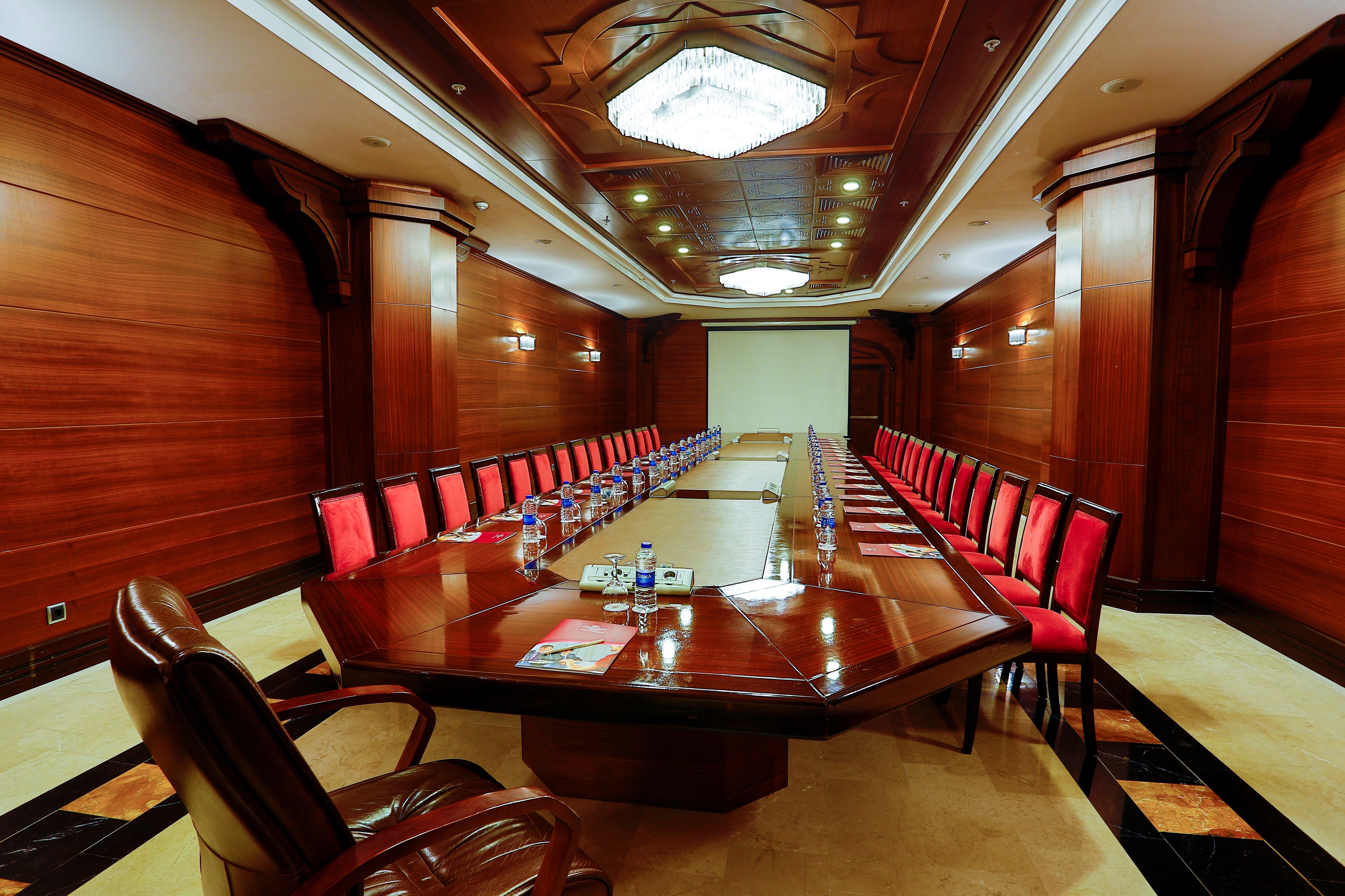 Crowne Plaza Antalya, An Ihg Hotel Εξωτερικό φωτογραφία The meeting room of the Government of the Republic of Dagestan