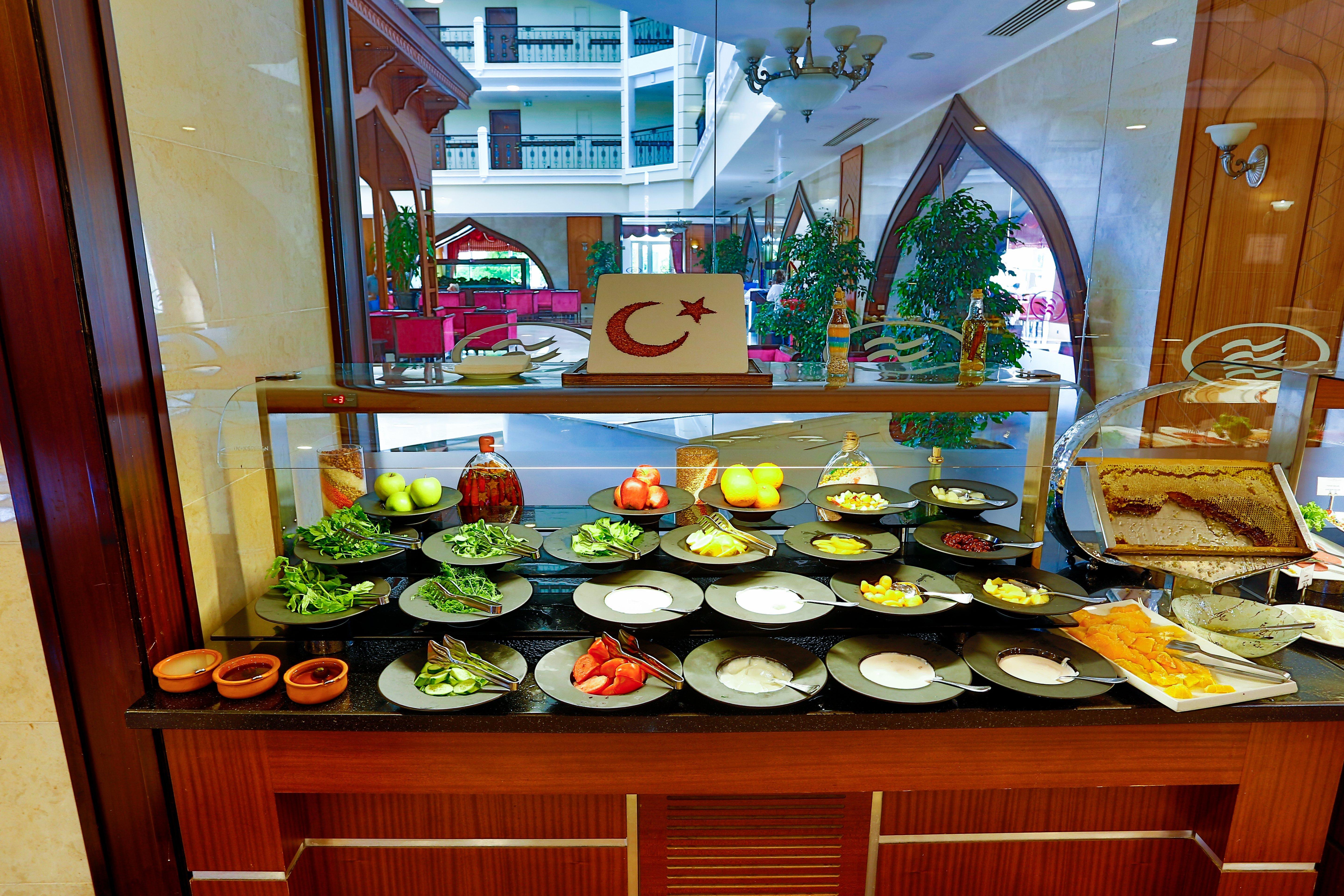 Crowne Plaza Antalya, An Ihg Hotel Εξωτερικό φωτογραφία Turkish cuisine