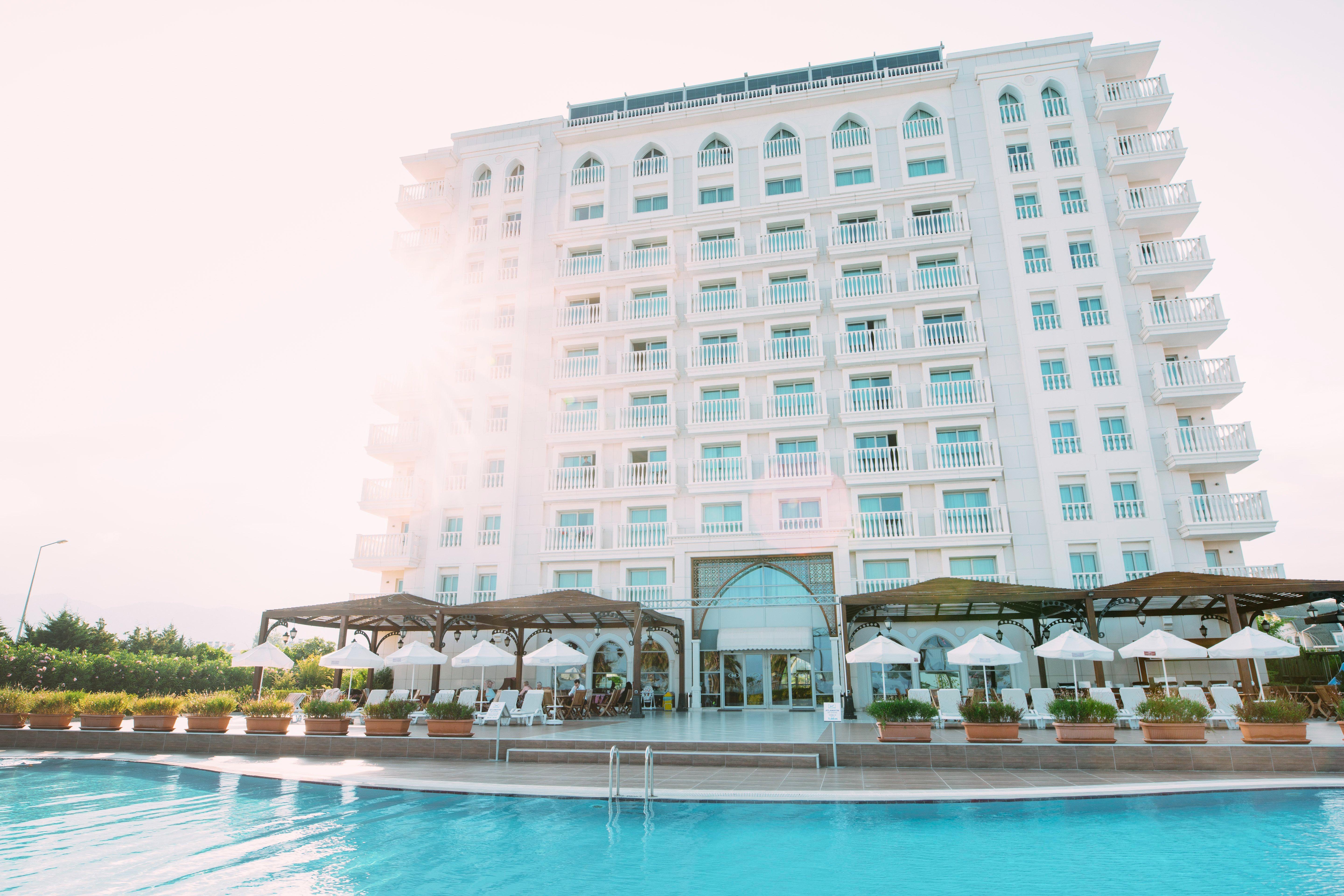 Crowne Plaza Antalya, An Ihg Hotel Εξωτερικό φωτογραφία The hotel's main building