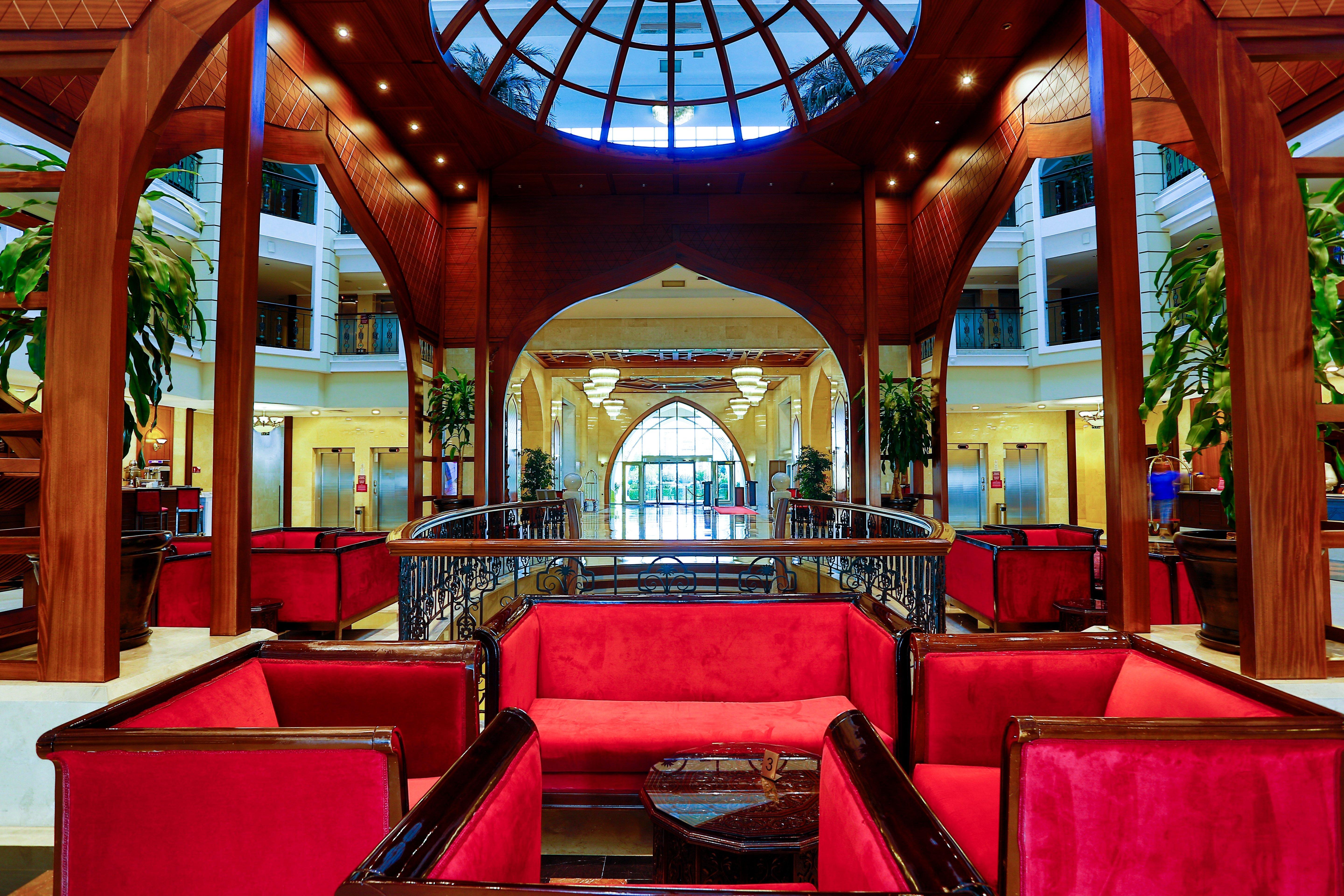 Crowne Plaza Antalya, An Ihg Hotel Εξωτερικό φωτογραφία The lobby of the hotel